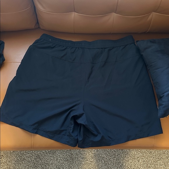 Nike Men's Black Athletic Shorts - Picture 2 of 3